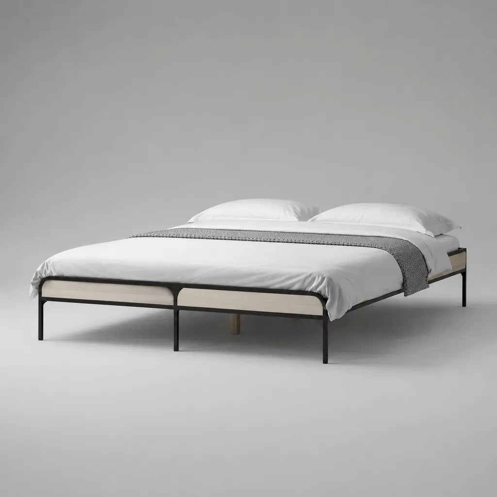 Telaio matrimoniale 160 × 200 cm in acciaio nero con piano in lamiera beige leggera